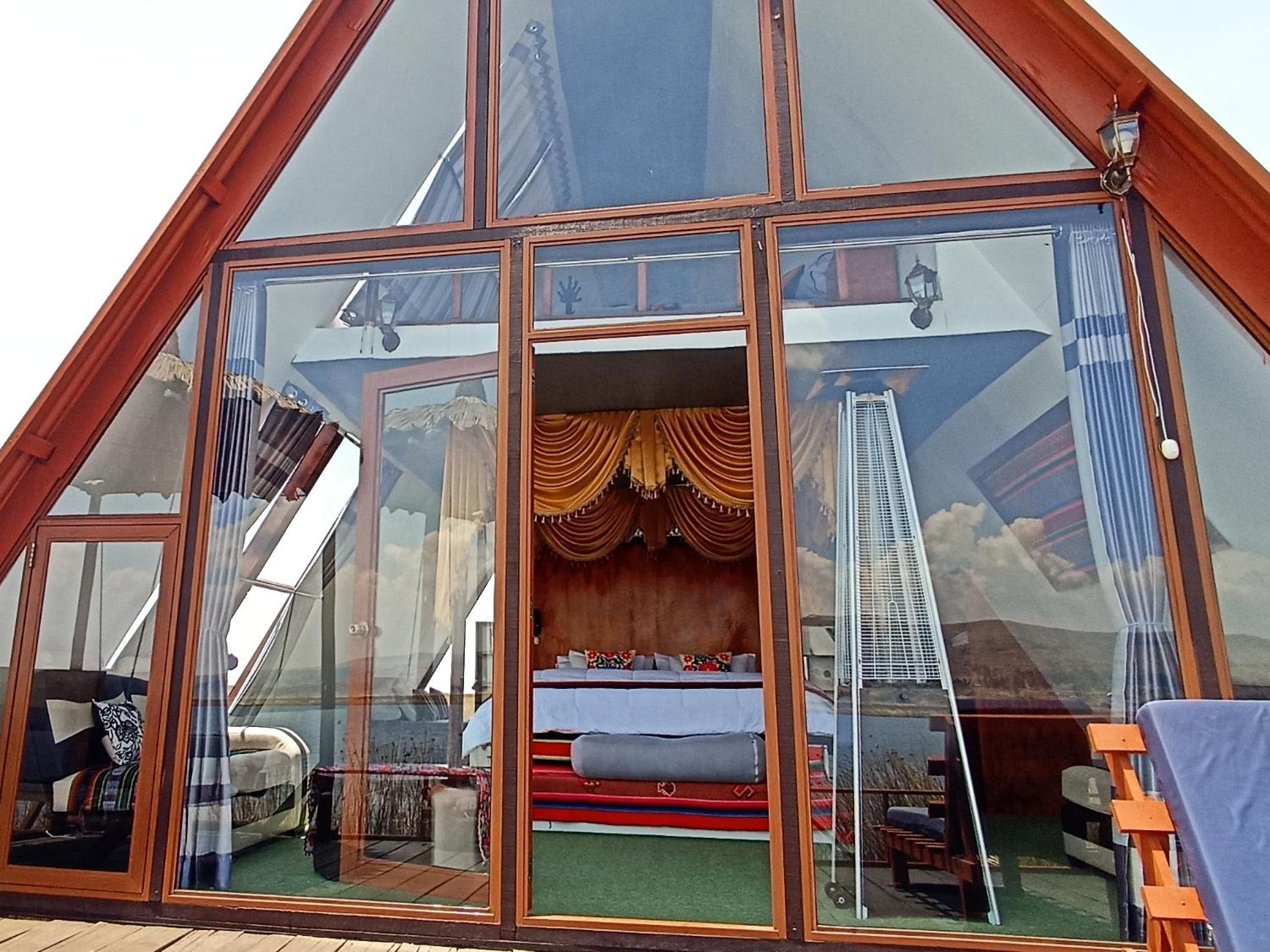 פונו Uros Waliski Lodge מראה חיצוני תמונה