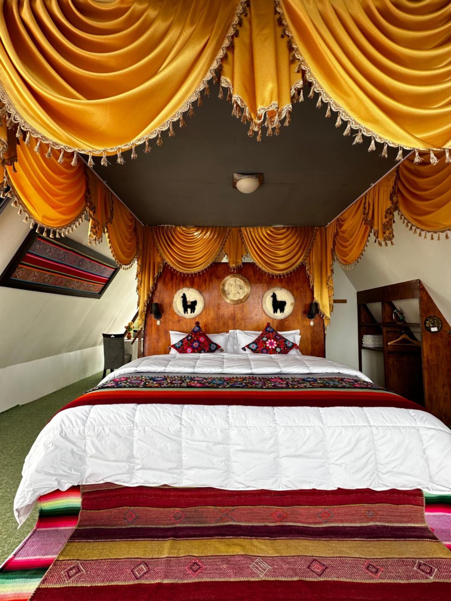 פונו Uros Waliski Lodge מראה חיצוני תמונה