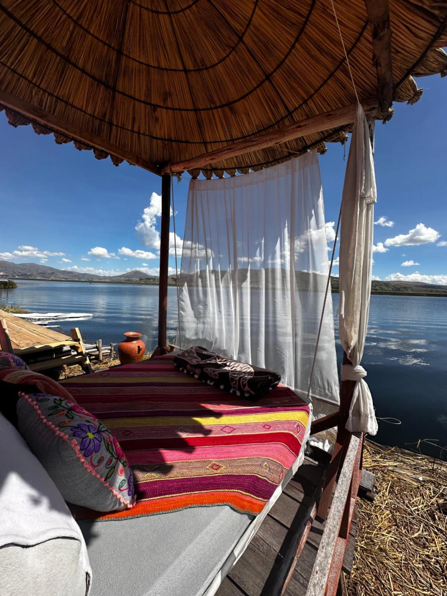 פונו Uros Waliski Lodge מראה חיצוני תמונה
