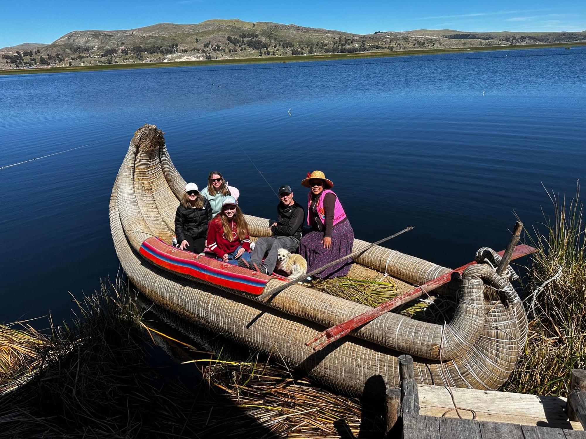 פונו Uros Waliski Lodge מראה חיצוני תמונה