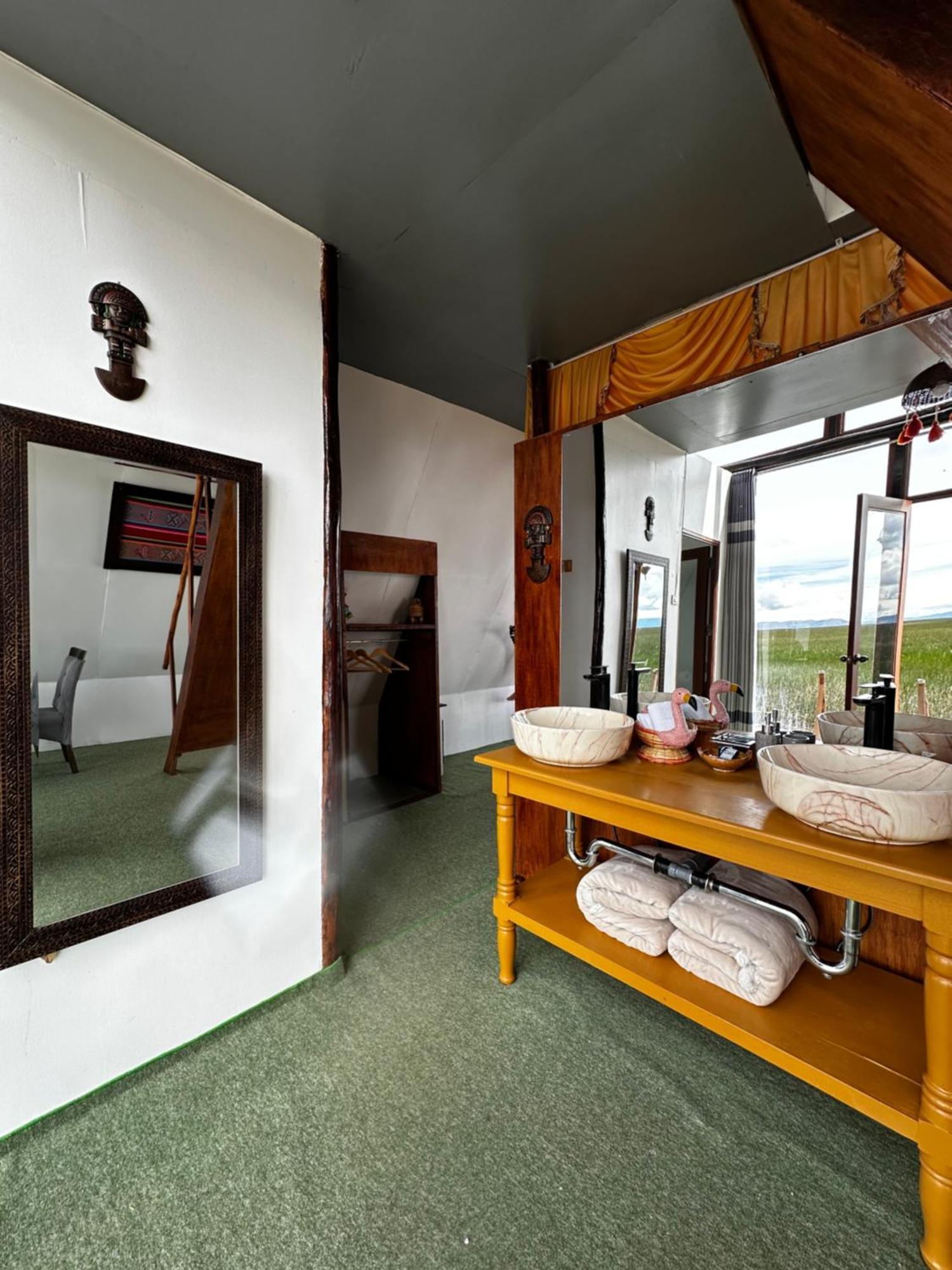 פונו Uros Waliski Lodge מראה חיצוני תמונה